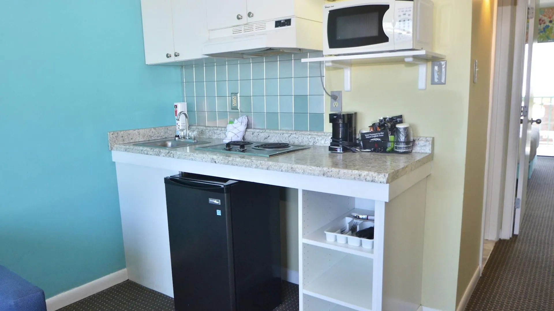 Cayman Suites Hotel Ocean City 3*,