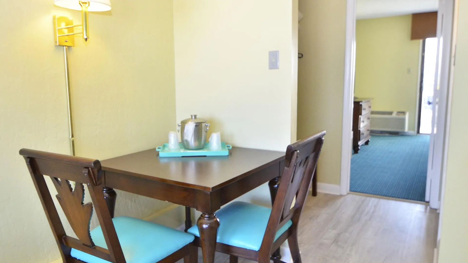 ***  Cayman Suites Hotel Ocean City United States
