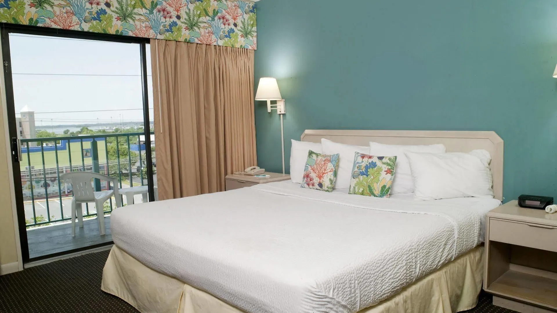 Cayman Suites Hotel Ocean City USA